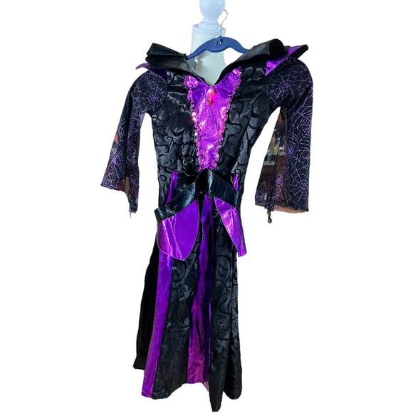 Vampire girls Halloween costume size 5/6 - Picture 1 of 6